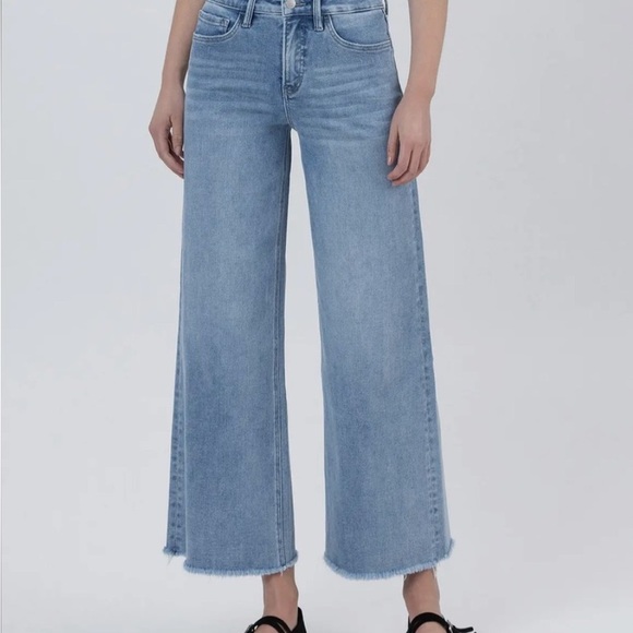 NWT Lovervet Light Blue Flare Jeans - Picture 2 of 15